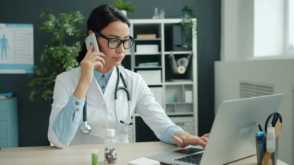 talk to vet online on conbun app